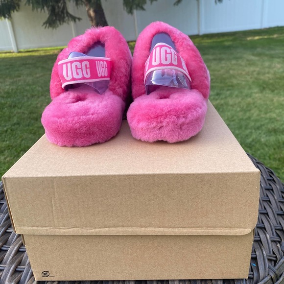 NWT/NIB UGG Youth/ Big Girl's Fluff Yeah Gradient Pink Slide/ Slippers (Size 4) - Picture 5 of 8